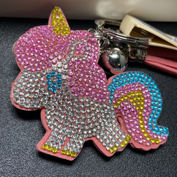 Unicorn 🦄 key chain - Picture 5 of 5